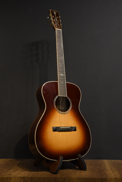 Traditional Series OM-IR QH Sunburst TR-OMIR4QHV-SB
