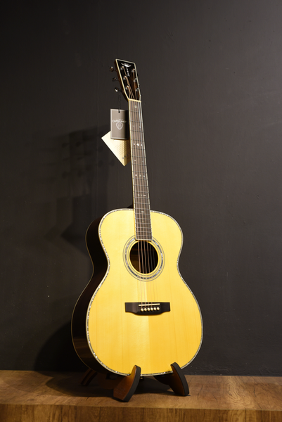 Tyma TF-28V Full Solid Guitar