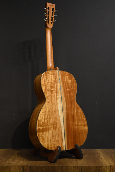 Hozen Guitars OO Pacific Koa MG-HG-OOKO4KHV