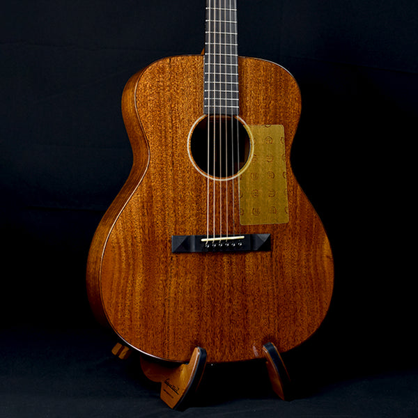 Red Label OM Torrefied Mahogany - HG-OMMH4MWV