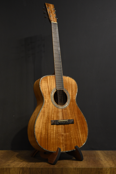 Hozen Guitars OM Pacific Koa MG-HG-OMKO4KV