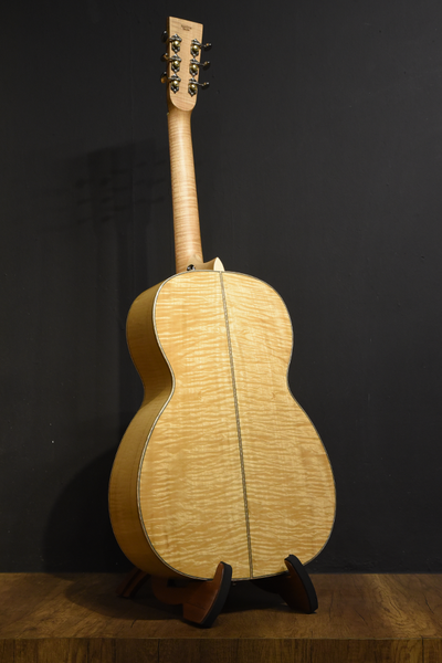 Hozen Guitars OO Flamed Maple MG-HG-OOFM4WQ