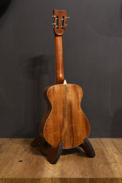 Hozen Guitars UT Koa MG-HG-UTKO4K