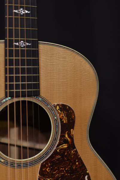 Taylor Gold Label 814e