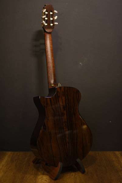 Hozen Blue Label Crossover Series | Deep Vera Swiss Moon Spruce Mexican Zircote | #336