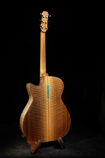 Hozen Guitars Blue Label | Deep OM Sitka Flamed Walnut |  #134 | VIFWCSB4Z