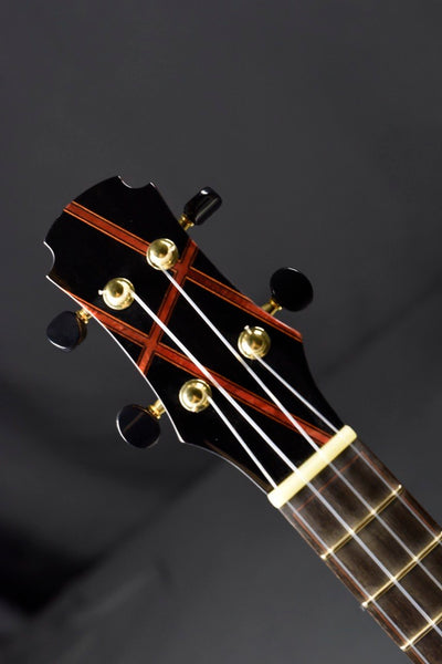 Hozen Guitars Green Label | Tenor German Spruce Mexican Cocobolo | UTCOVSB2G