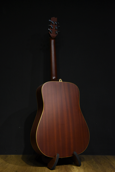 Alhambra W-1 Acoustic Guitar