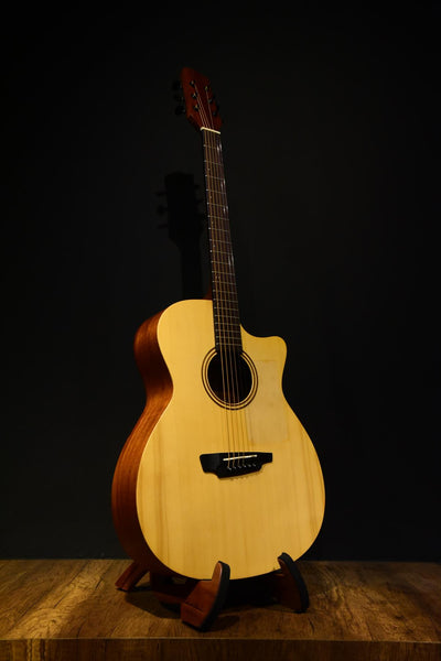 Protege Guitars O-S1EQ Acoustic