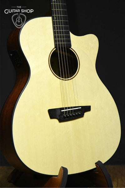 Protege Guitars O-1EQ Acoustic