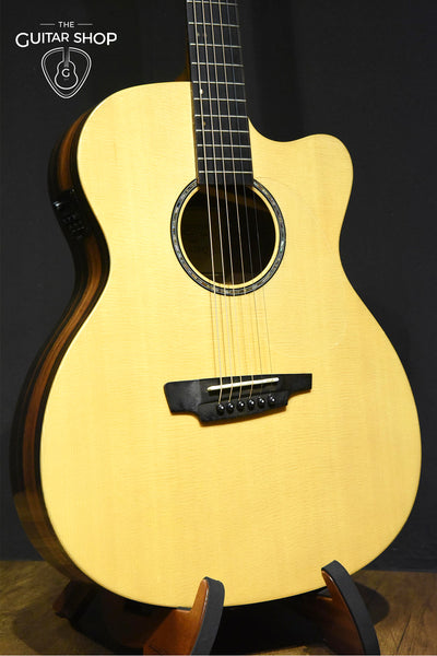 Protege Guitars O-S2EQ Acoustic